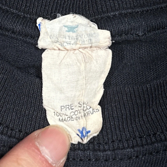 Vintage Y2K Metallica Tour Toronto October 2009 Show Your Scars T Shirt Mens XL - Picture 10 of 11